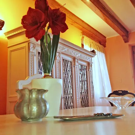 Villa Albisano Sleeps 8 Pool Air Con Wifi