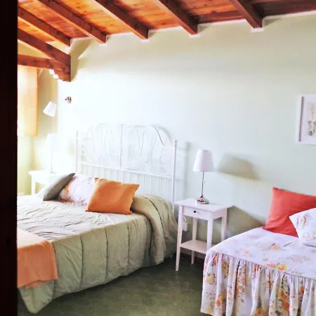 Villa Albisano Sleeps 8 Pool Air Con Wifi