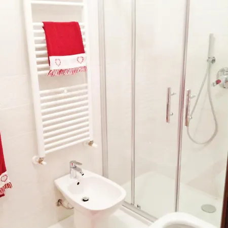 Albisano Sleeps 8 Pool Air Con Wifi *